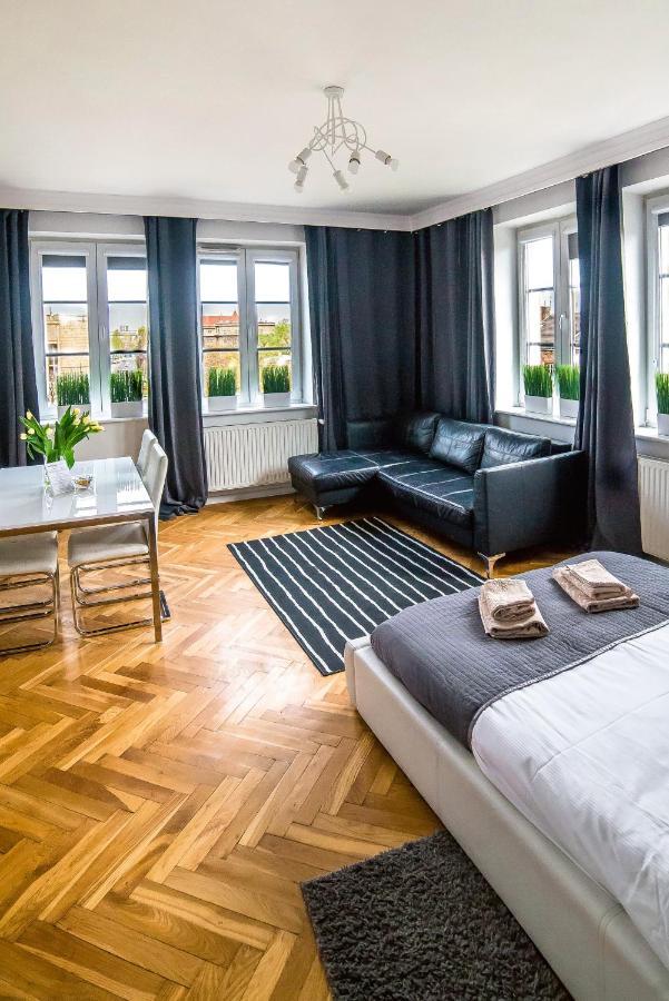 Deluxe Apartment City View Jacuzzi