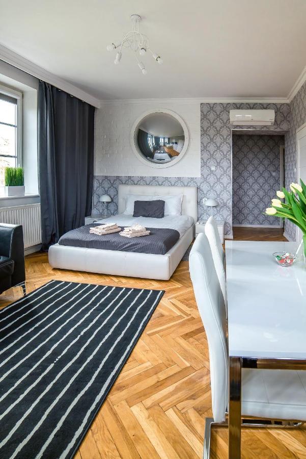 Deluxe Apartment City View Jacuzzi